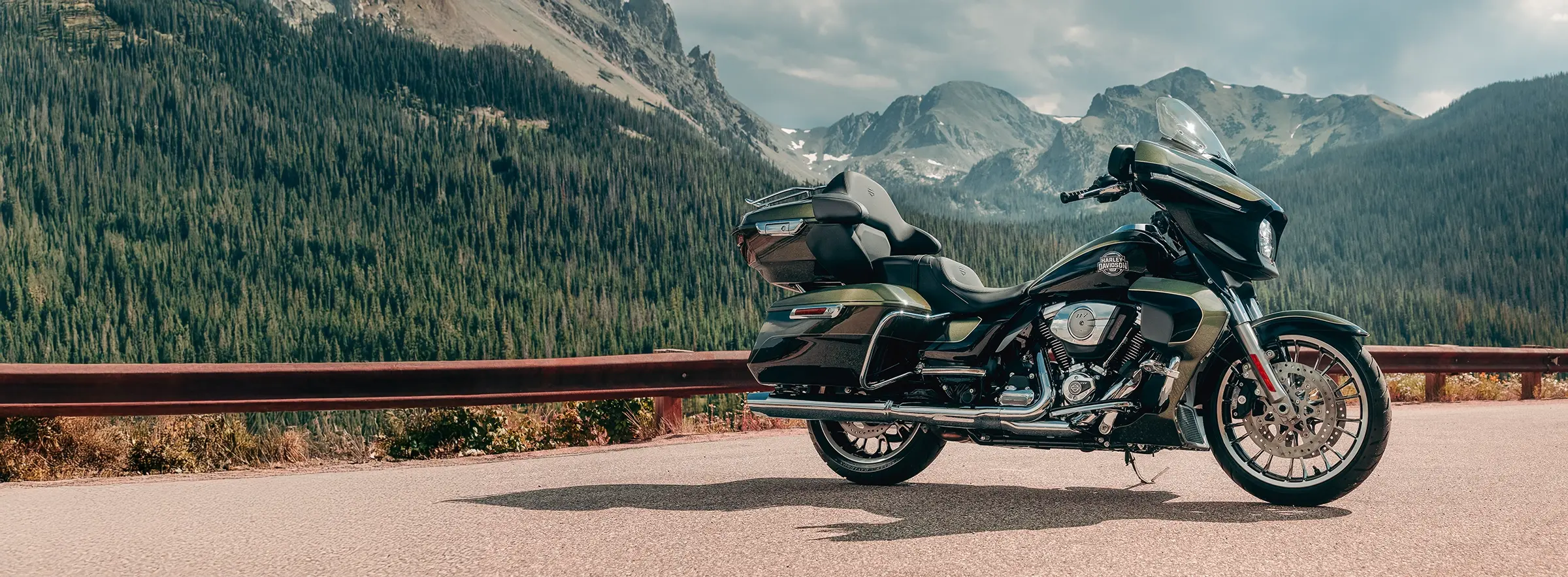 STREET GLIDE® LIMITED