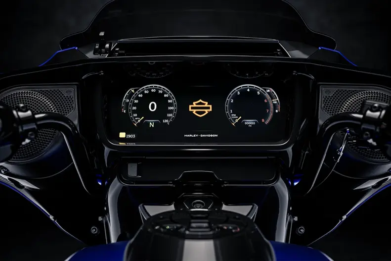 TFT displej 12,3" se systémem Skyline™ OS