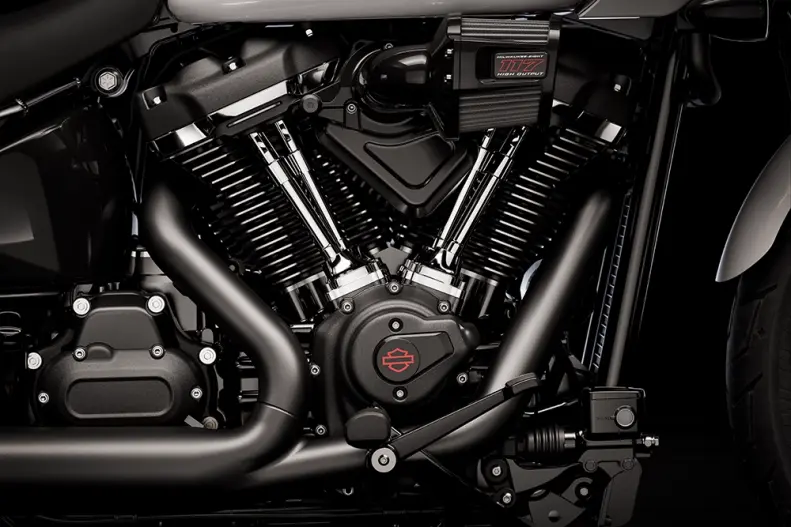 Jeď naplno s motorem Milwaukee-Eight 117 H.O.