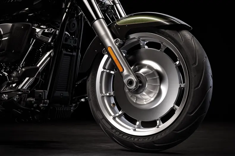 Klasická frézovaná kola Lakester