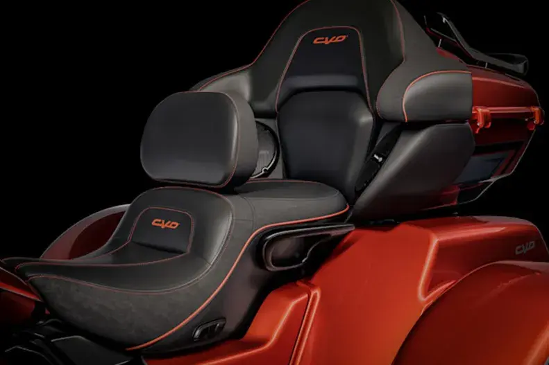 Vyhřívaná sedla + ovládání