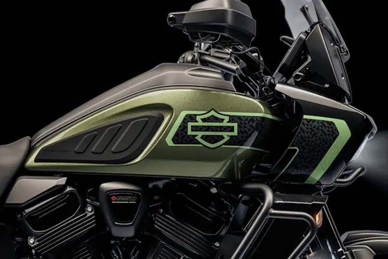 NOVÉ lakování, grafika + znaky